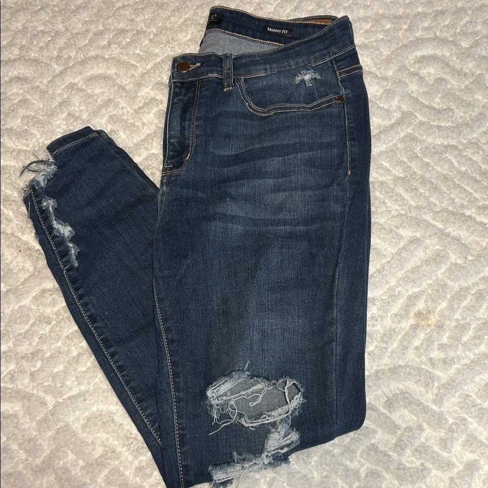 Judy Blue Distressed Dark Blue Skinny Jeans